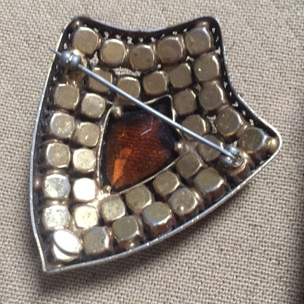 Vintage Brooch Shield Signed Weiss